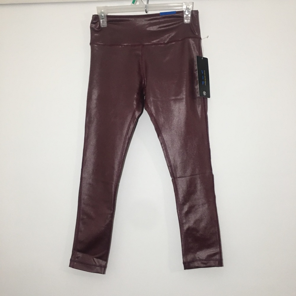 VIP Performance ankle-length legging Yoga PantsNWT